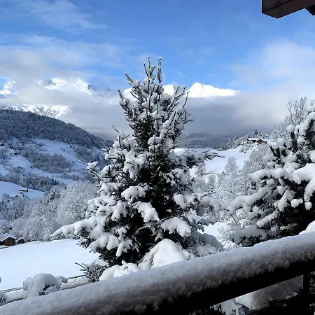 3 Etoiles Avec Vue Imprenable Sur Les Montagnes, Bus Apartment Manigod