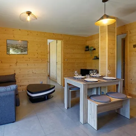 3 Etoiles Avec Vue Imprenable Sur Les Montagnes, Bus Apartment