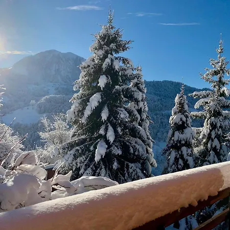 Apartment 3 Etoiles Avec Vue Imprenable Sur Les Montagnes, Bus