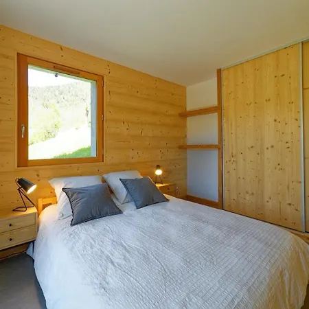 3 Etoiles Avec Vue Imprenable Sur Les Montagnes, Bus Apartment