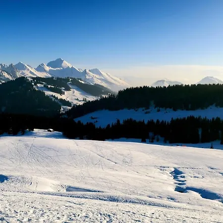 3 Etoiles Avec Vue Imprenable Sur Les Montagnes, Bus Apartment